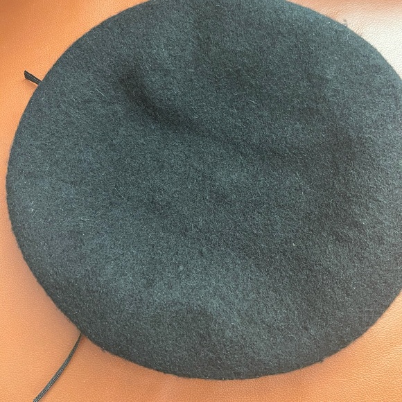 Beret (Unisex) Official Military Style - Picture 3 of 5